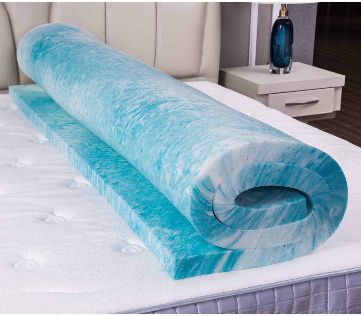 Is sleeping on the ground better than on an air mattress? Expert Climbers